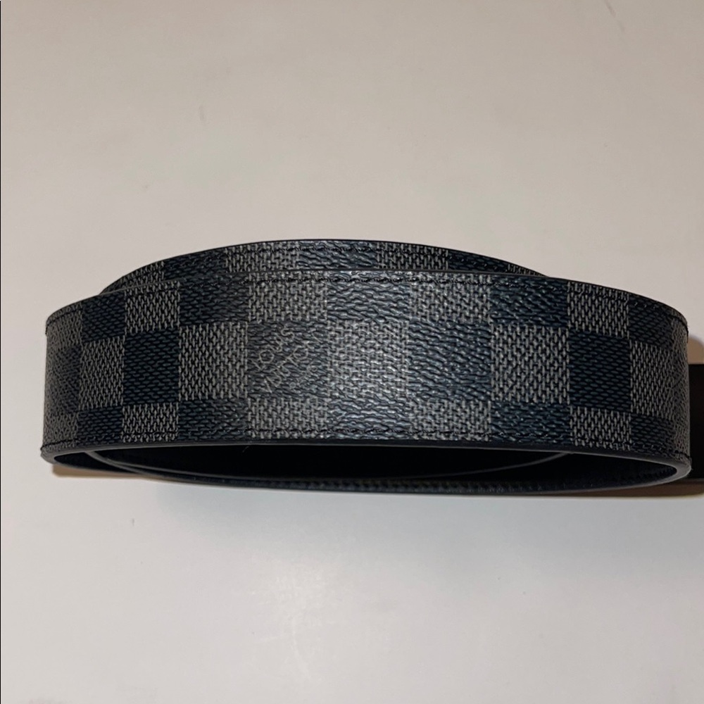 Louis Vuitton Graphite Belt - Picture 5 of 5